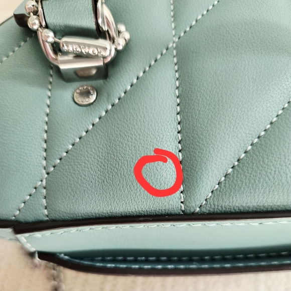 Coach Quilted Trail Bag 17 - Picture 7 of 7